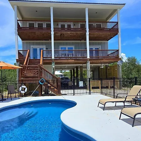 Southern Charm Fort Morgan